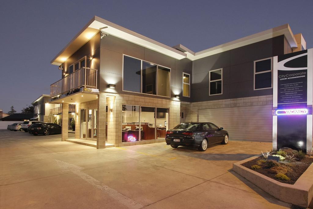 City Corporate Motor Inn Палмерстон-Норт Экстерьер фото